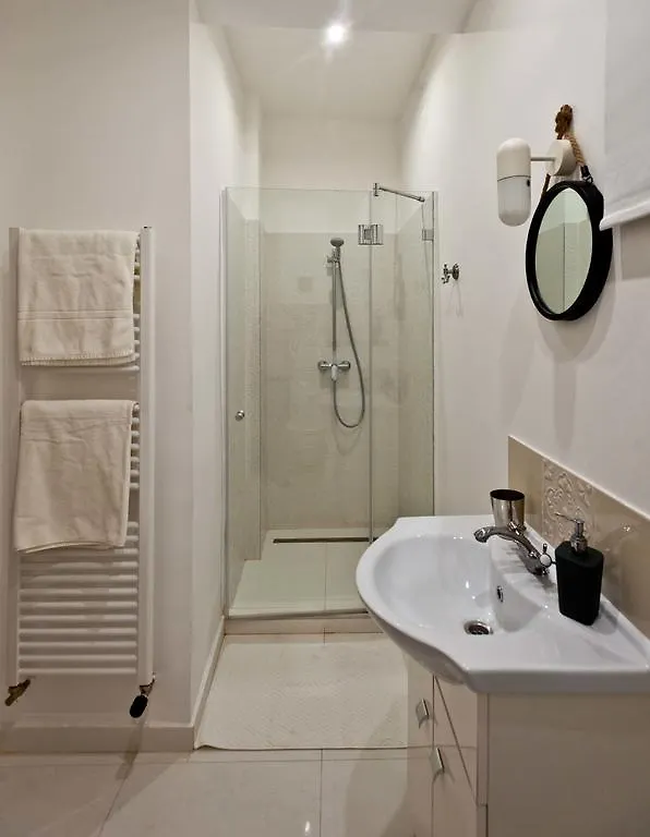 Art And Architecture Apartment Budapest