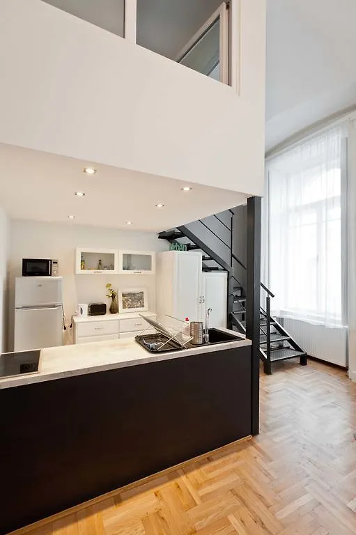 Art And Architecture Apartment Budapest