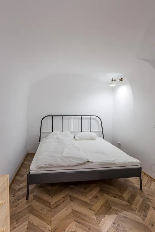 Art And Architecture Apartment Budapest