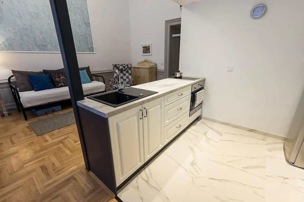 Art And Architecture Apartment Budapest