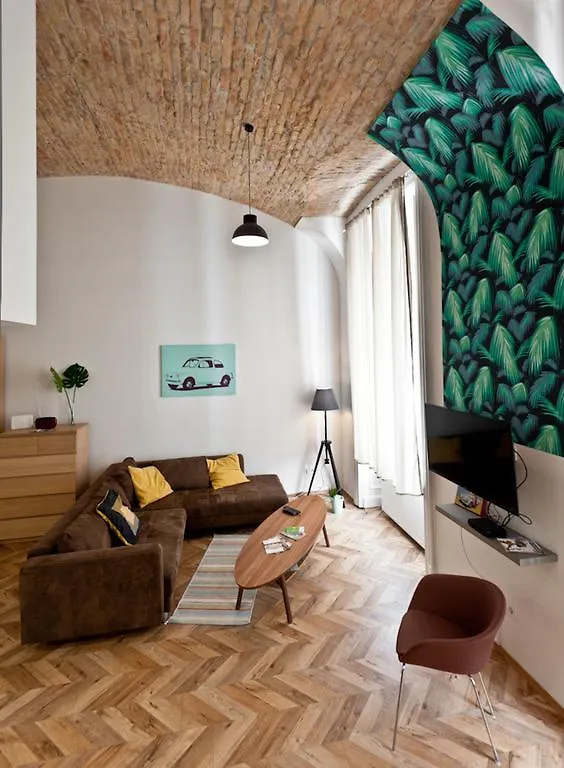 Art And Architecture Apartment Budapest